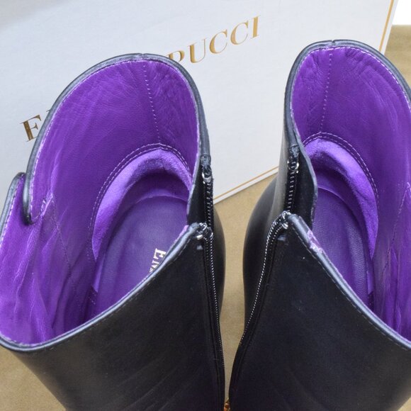 EUC Emilio Pucci 36 6M Black Leather Bootie Ankle Boots Heels Gold Turnlock Logo - Picture 8 of 16